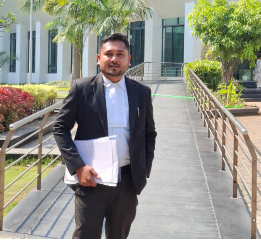 Advocate Avinash Chikate discussing case strategy